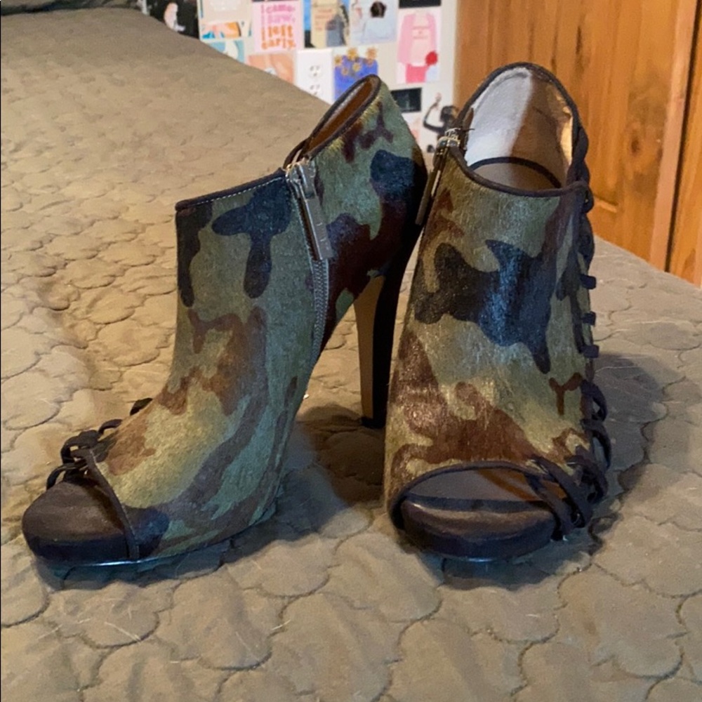 Camo cowhide heels